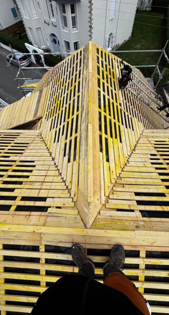 Liteaunage neuf aretiers noues charpente